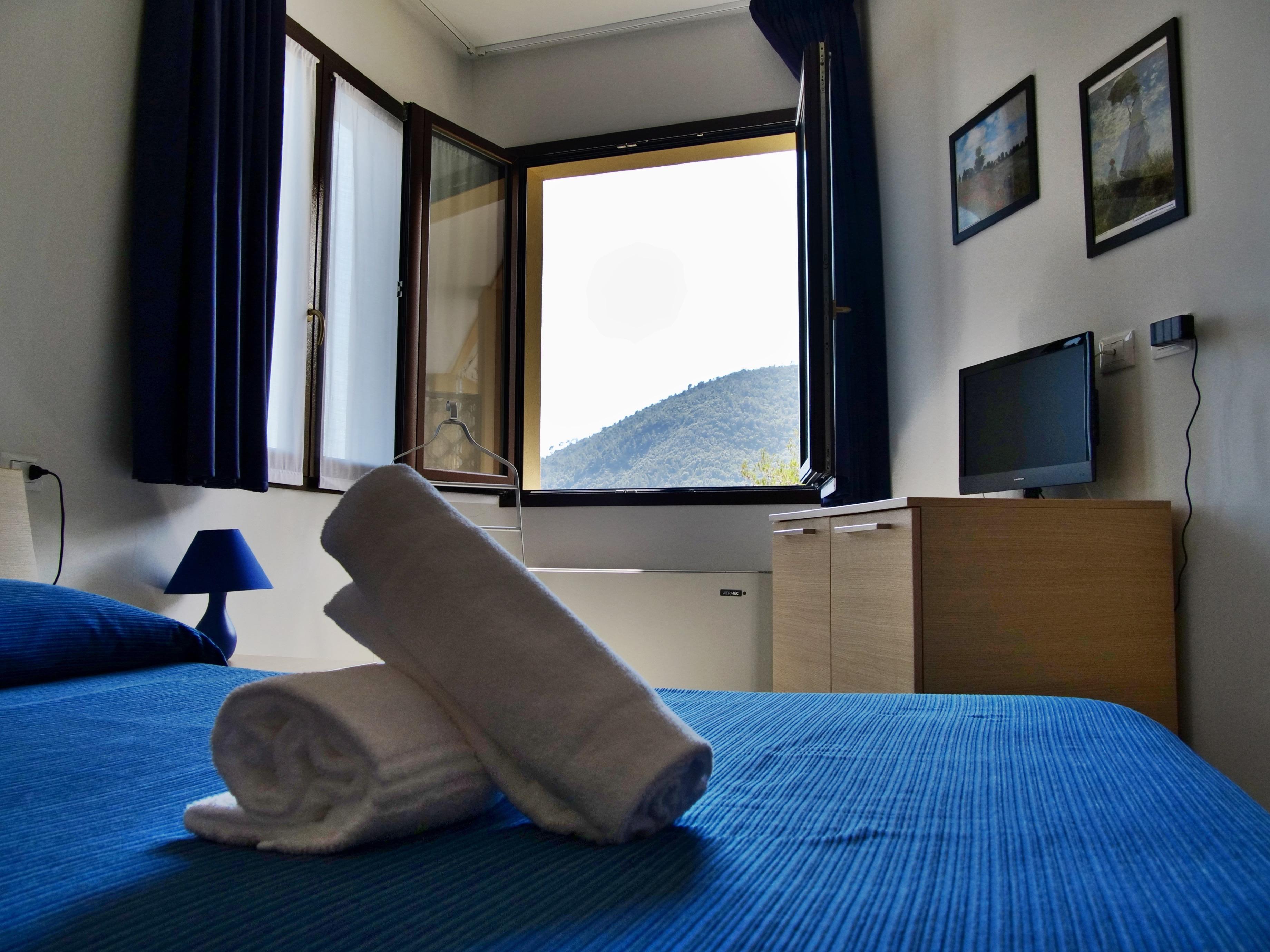 Hotel Residence Mondial Монелья Экстерьер фото